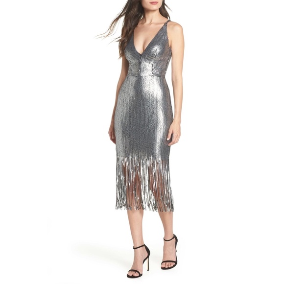Dress the Population Dresses & Skirts - Dress the Population Frankie Plunge Midi Dress NYE